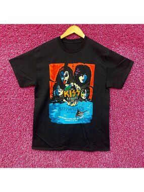 Kiss Kruise VII World At Sea Rock T-Shirt Large